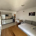 Apartment Toby With Sea View