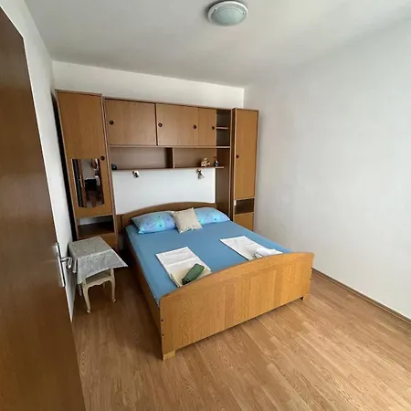 Toby With Sea View Apartment