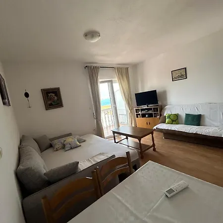 Toby With Sea View تروغير